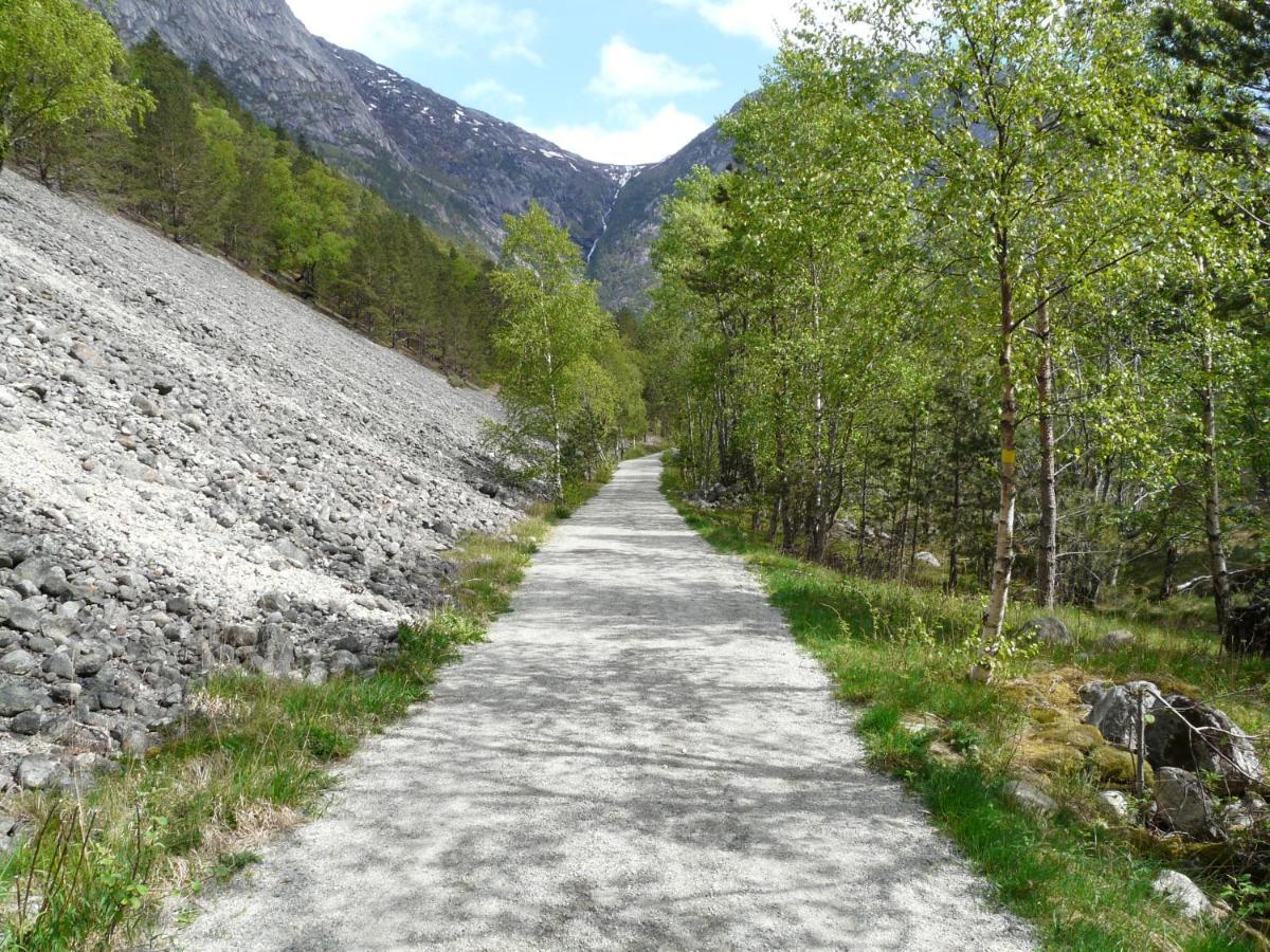 Kvamsdal Pensjonat 2 Eidfjord Kültér fotó